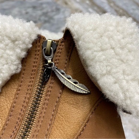 UGG AUSTRALIA Charlee Chestnut Ankle Boots With Sherpa Cuff Detail - Picture 8 of 16